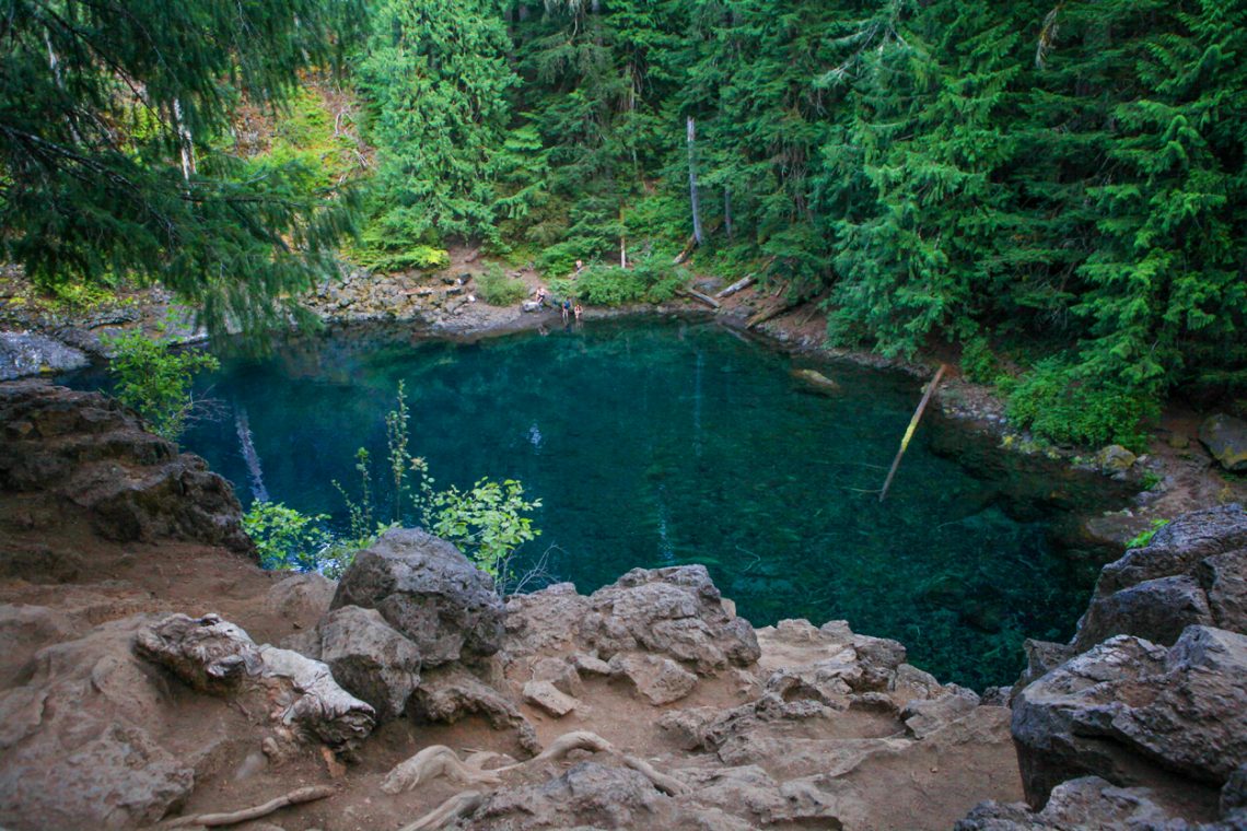 Tamolich Blue Pool Hiking Guide